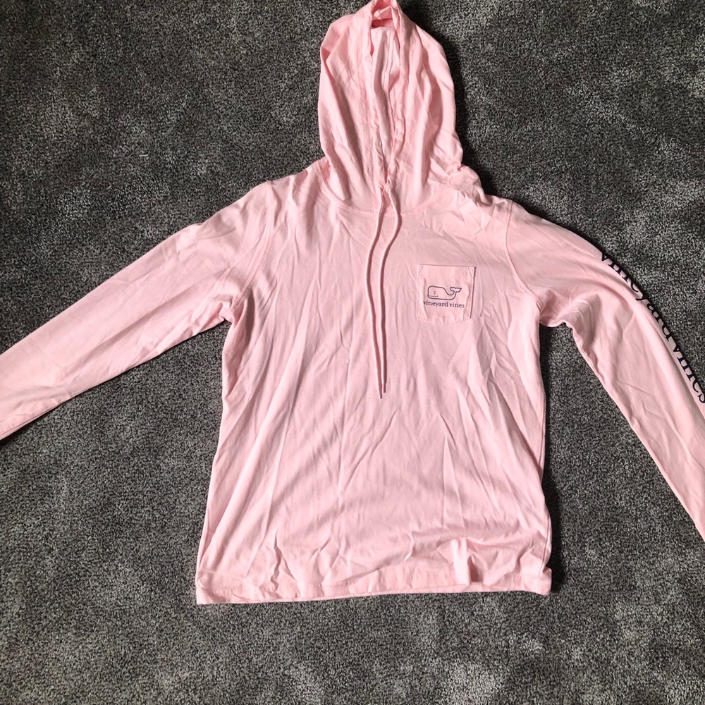 Medium vineyard vines hoodie